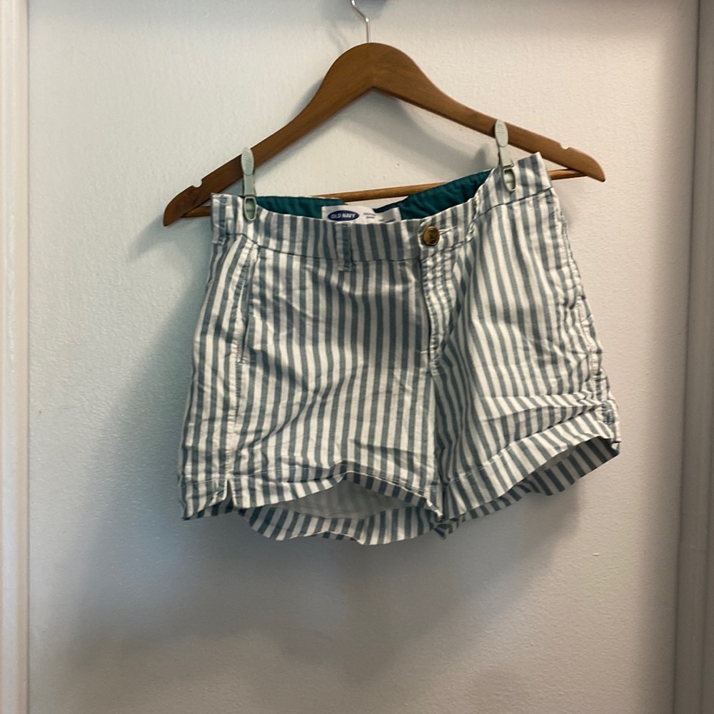 Old Navy Striped Everyday Shorts